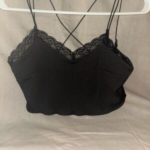 💀ROMWE Black Lace Cropped Cami💀